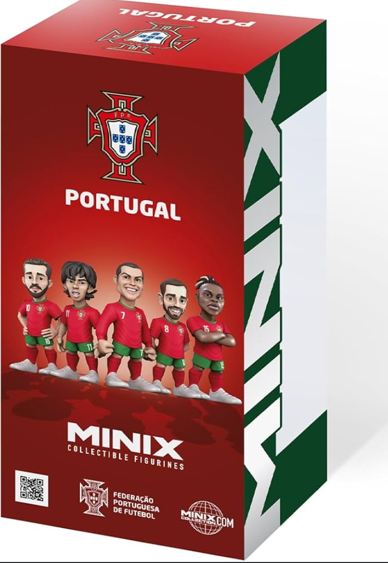 Cristiano Ronaldo MINIX collectible figure back - Portugal kit